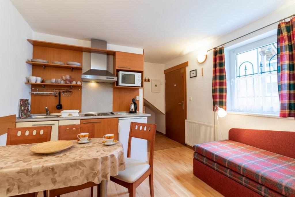 דונובאלי Family Apartments מראה חיצוני תמונה